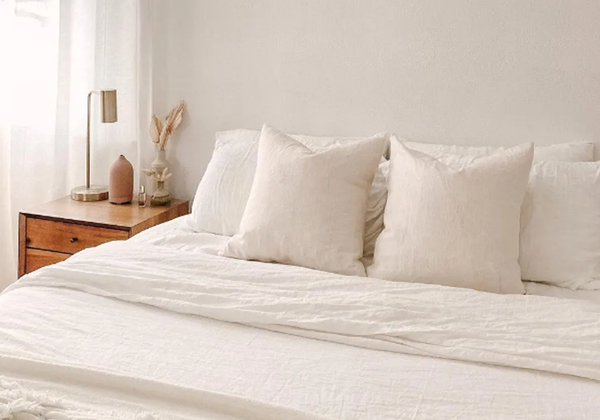 About Sunday Bedding