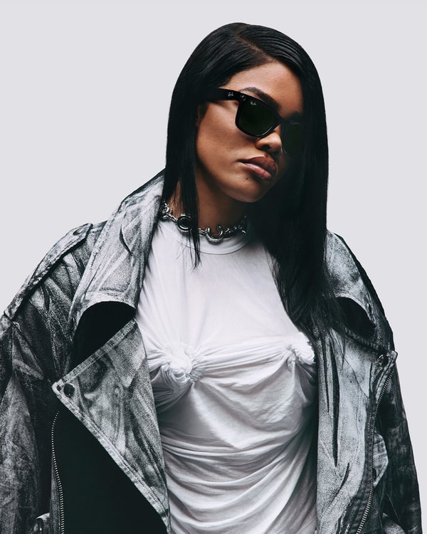 About Sunglass Hut 