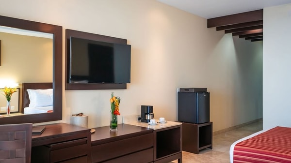 Sunset Plaza Beach Resort Deluxe Room Reviews