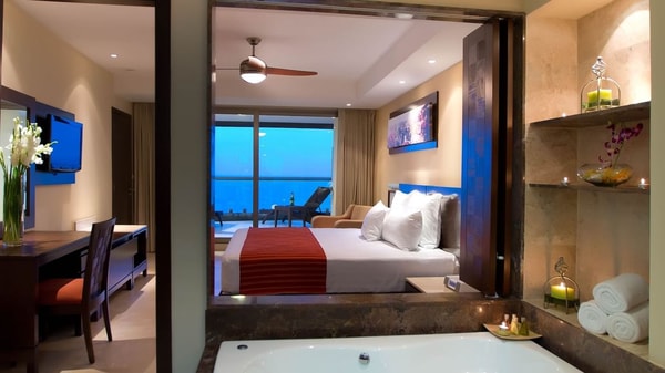 Sunset Plaza Beach Resort Infinity Suite Reviews