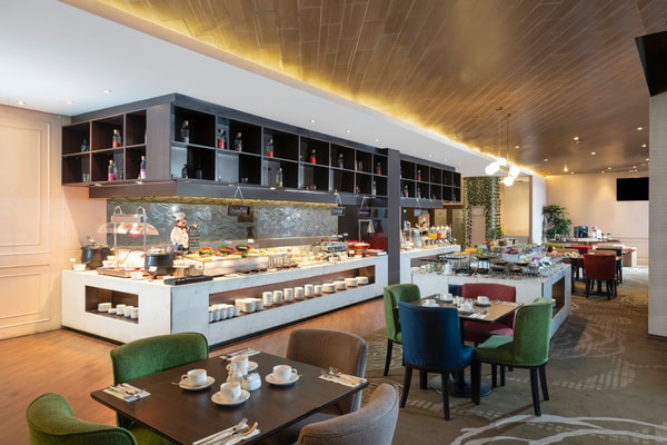 Swiss-Cafe Restaurant Review