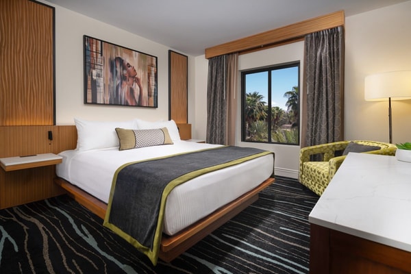 Royal Tahitian Two Bedroom Suite Review