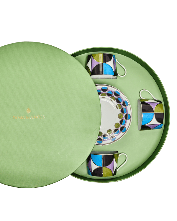 Tania Bulh&otilde;es Tea Cup and Saucer Bossa Bleu Review