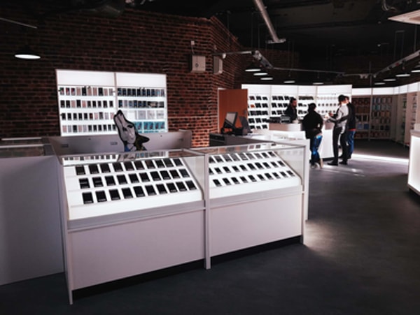 About The Big Phone Store