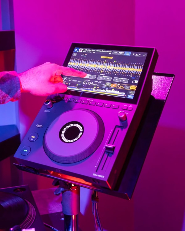 About The Dj Shop