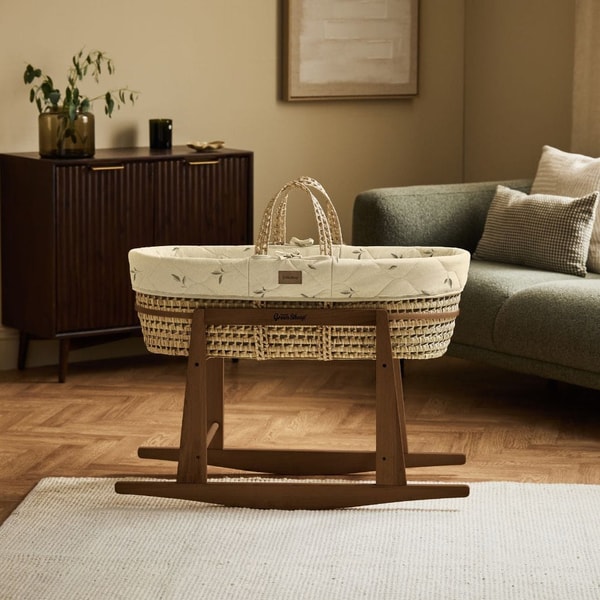 The Little Green Sheep Organic Leaves Quilt Moses Basket Review