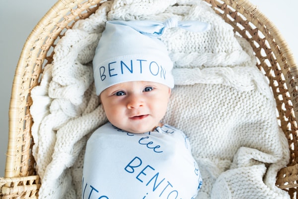 The Little Lemons Company Personalized Name Blanket Review