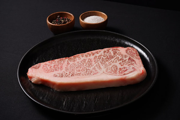 The Meatery Japanese A5 Wagyu Miyazaki New York Strip Review