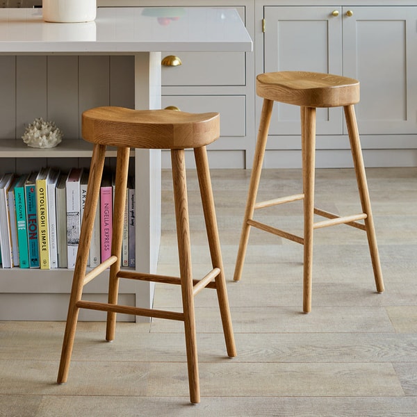 The Roost Set of Two Weathered Oak Stool Review