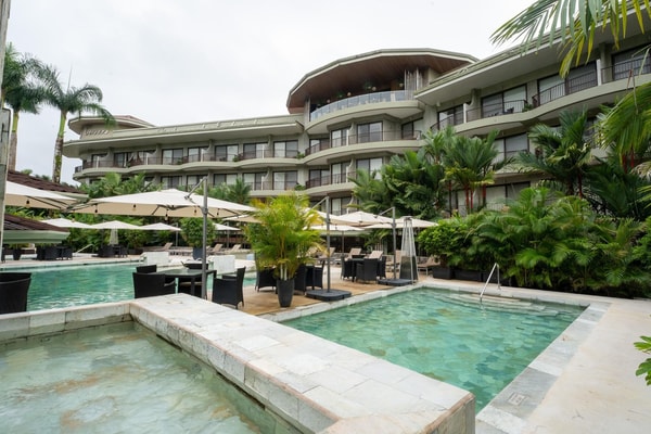 The Royal Corin Resort & Spa Rese&ntilde;a
