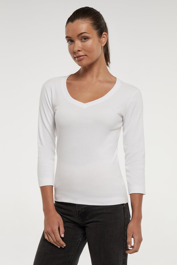 Three Dots Knit 3/4 Sleeve V-Neck Tee Review
