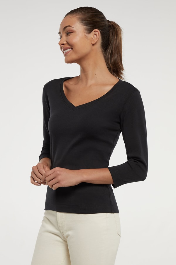 Three Dots Knit 3/4 Sleeve V-Neck Tee Review