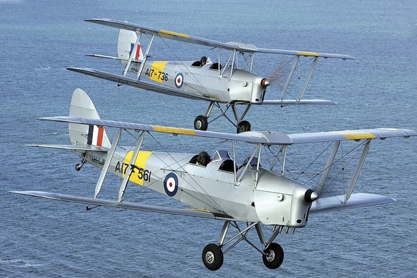 Thrill Experiences Fly in a Tiger Moth with Wild Acrobatics Review