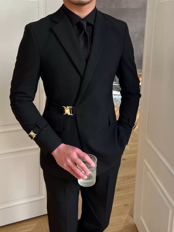 Tiavllya 2 Piece Tuxedo Suit Set Review