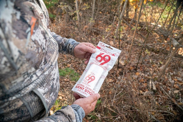 Tink's #69 Doe-In-Rut Stick Review