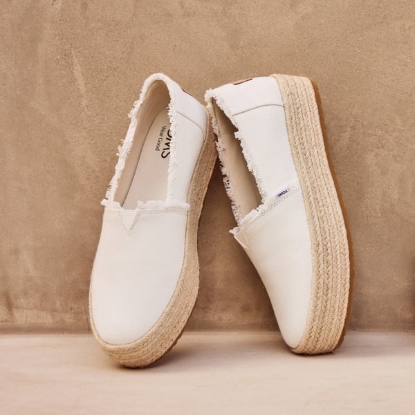 TOMS Shoes Valencia White Canvas Platform Espadrille Reviews