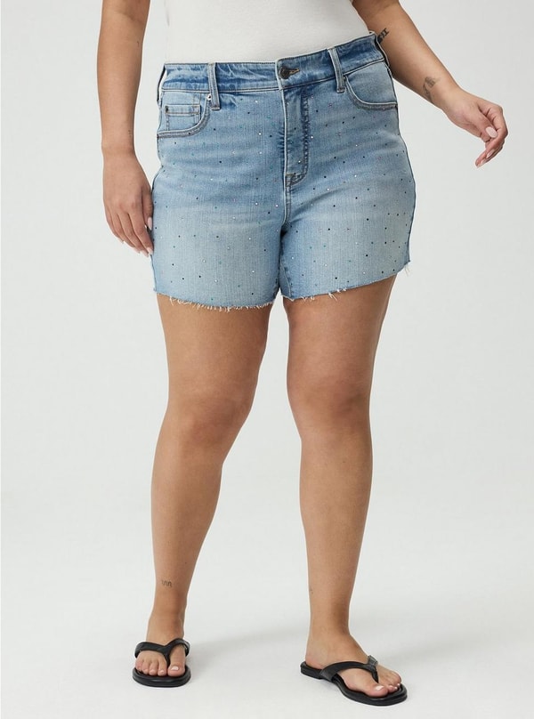 Torrid 5'' Perfect Denim Short Review