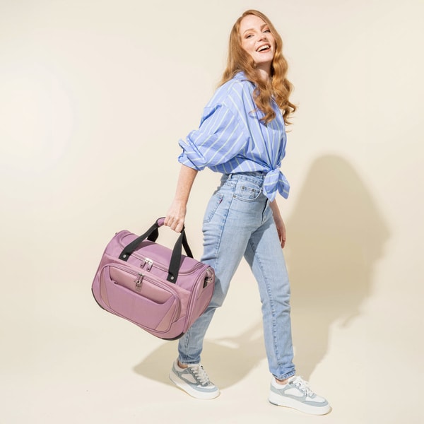 Travelpro Maxlite&reg; 5 Soft Tote Review