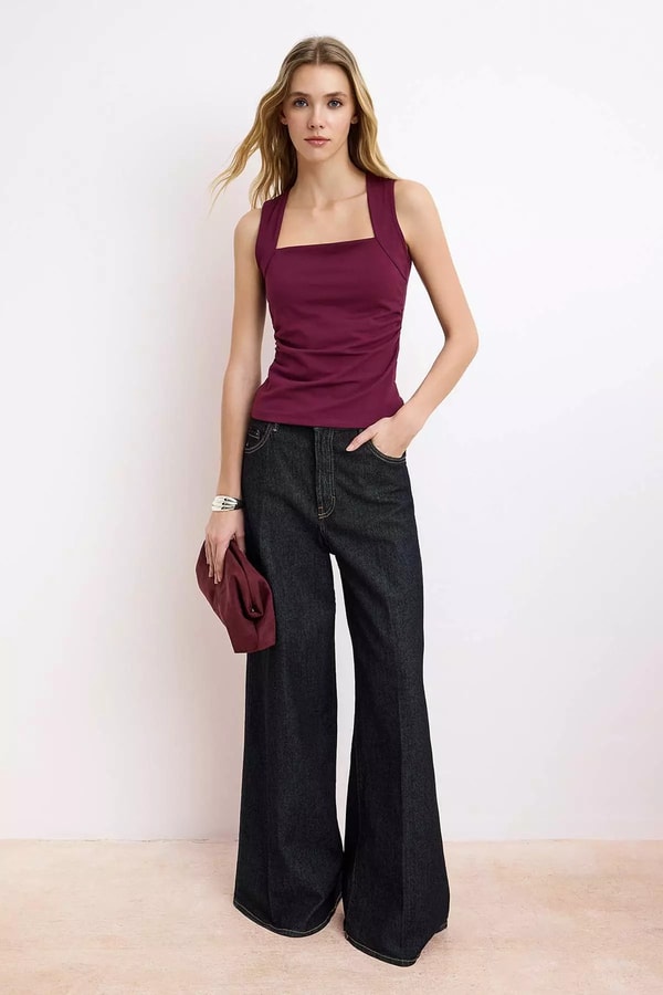 ZALORA Plum Solid Square Neck Strap Drawstring Fitted/Slim Fit Stretchy Knitted Blouse Ulasan