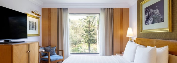 Trident Hotels Executive Suite Review