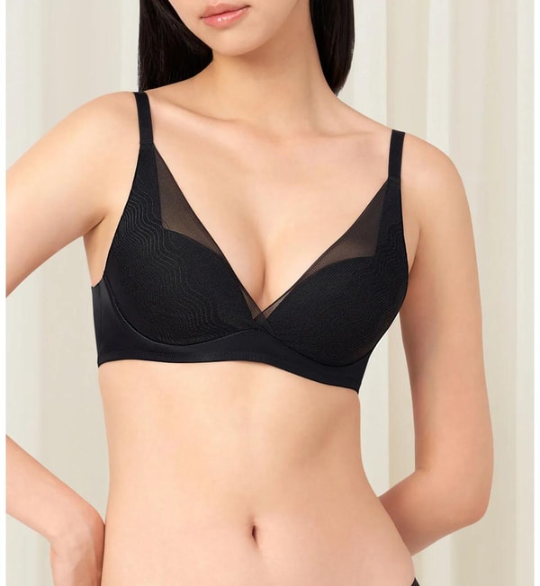Triumph Smooth Sensation Magic Push Up Bra Ulasan