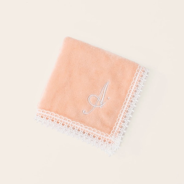 TRUE TOWEL【Etoile】レースハンカチ レビュー