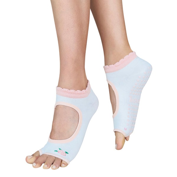 Tucketts Allegro Pilates Socks Review