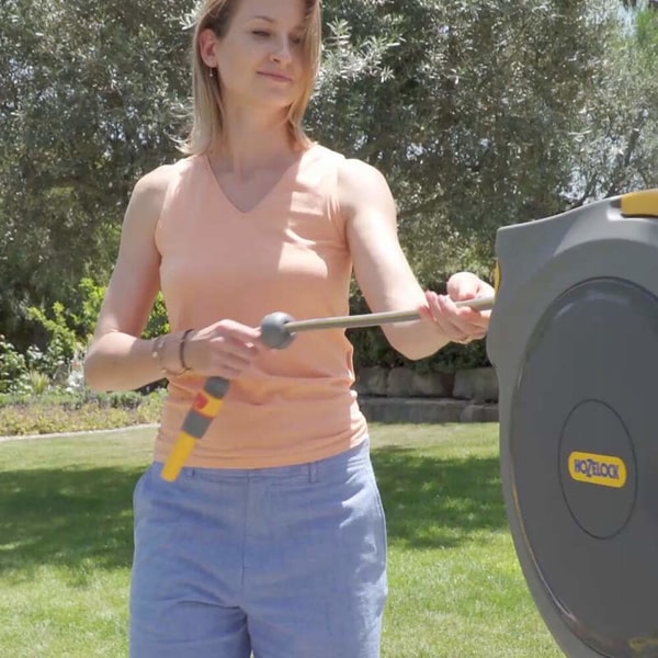 Tuinvoordeel Flowmax Auto Reel 30 m zelfoprollende muurhaspel Beoordeling