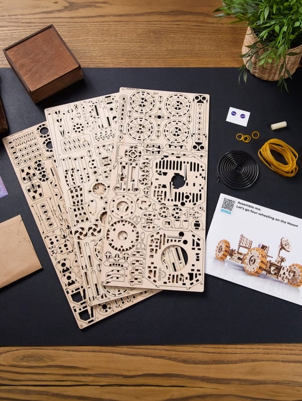 About UGears