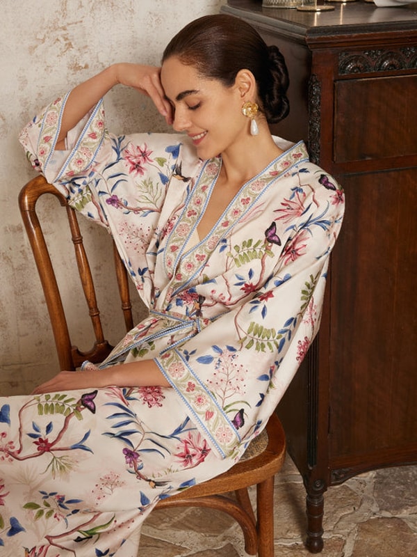 Ulivary Beige Chinoiserie Floral Kimono Robe Review