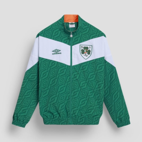 Umbro 17-3 Track Jacket Review
