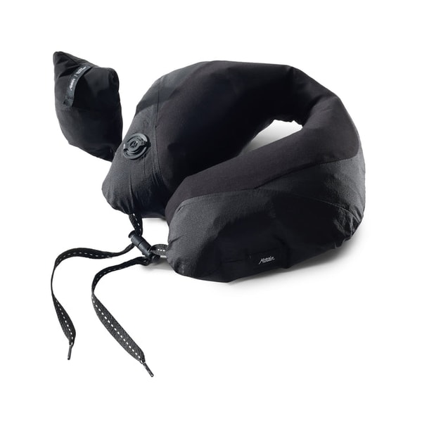Uncrate Blackout Travel Pillow Reviews