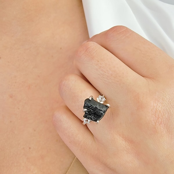 Uniquelan Jewelry Raw Black Tourmaline Ring Reviews