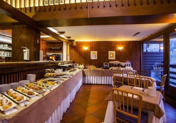 Uvet Hotels Hotel Les Jumeaux Courmayeur Recensione