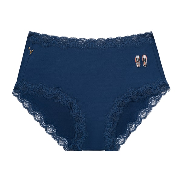 Uwila Warrior Soft Silk 'Running In New Shoes' Brief Review