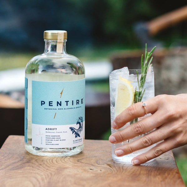 VE Refinery Pentire Adrift Bewertung