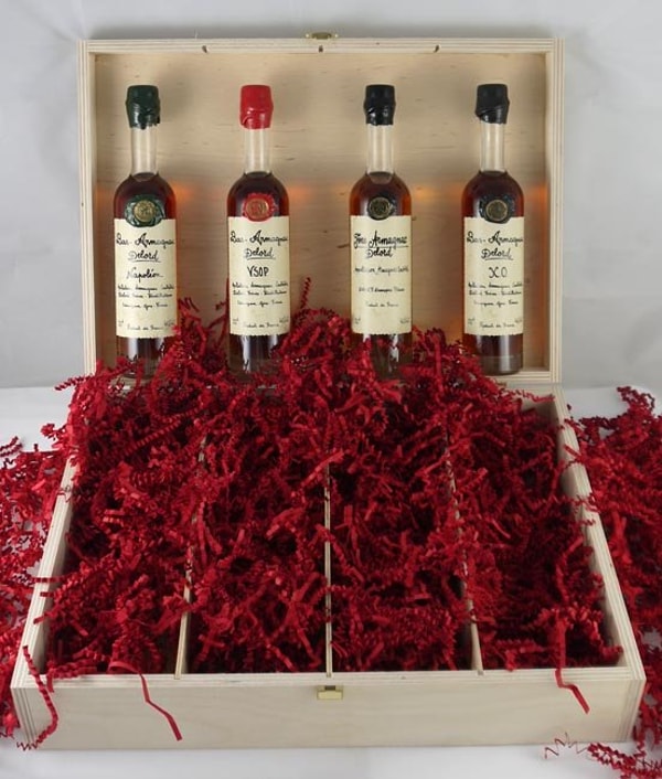 About Vintage Wine Gifts