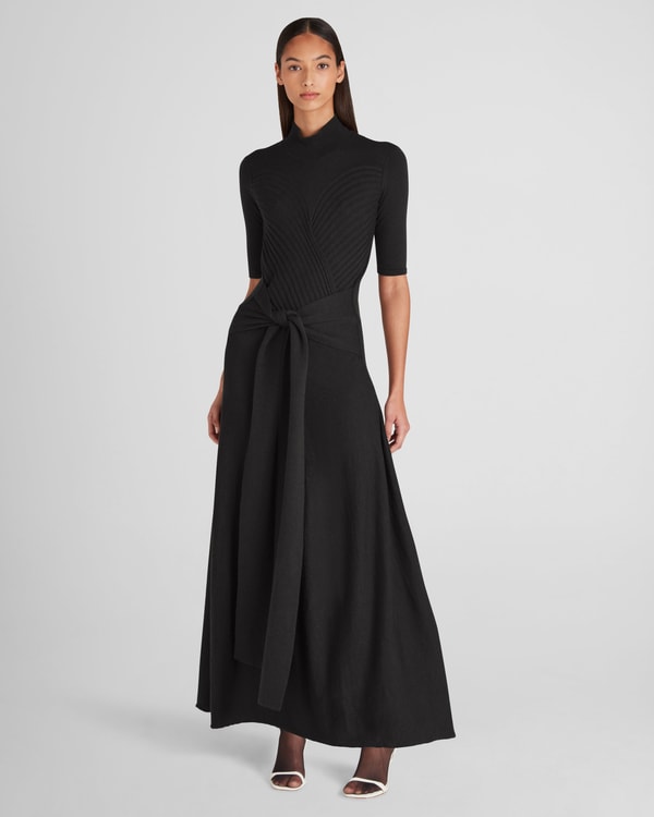 VIOLANTE NESSI Review