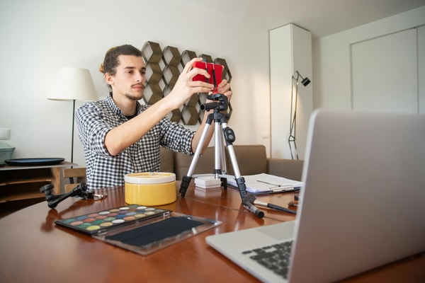 About ViralCanvas