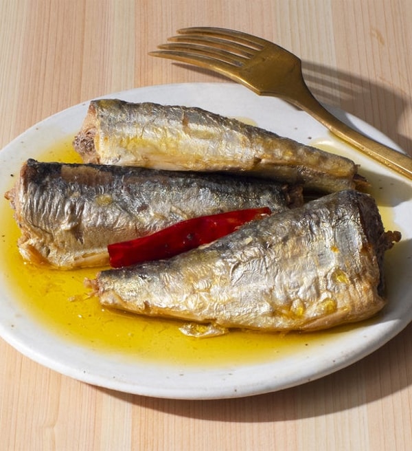 Wild Sardines with Olive Oil & Red Chili Pepper Review