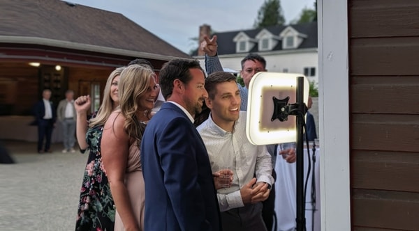 Voast Video Booth Service Reviews