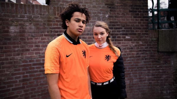 Over Voetbalshirtskoning.be