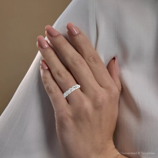 Von Diamonds Five Stone Anniversary Band Review