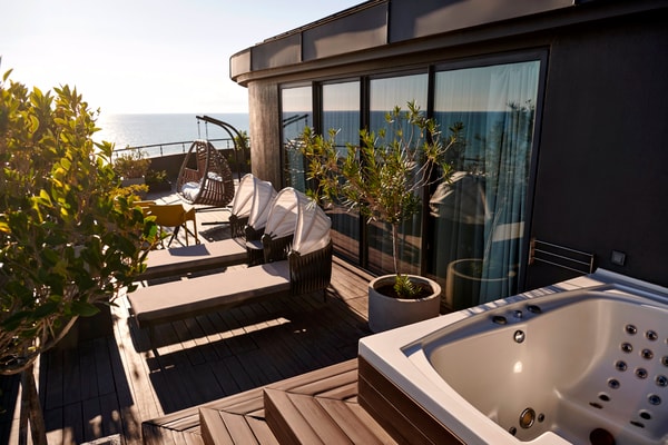 About Voyage Hotels