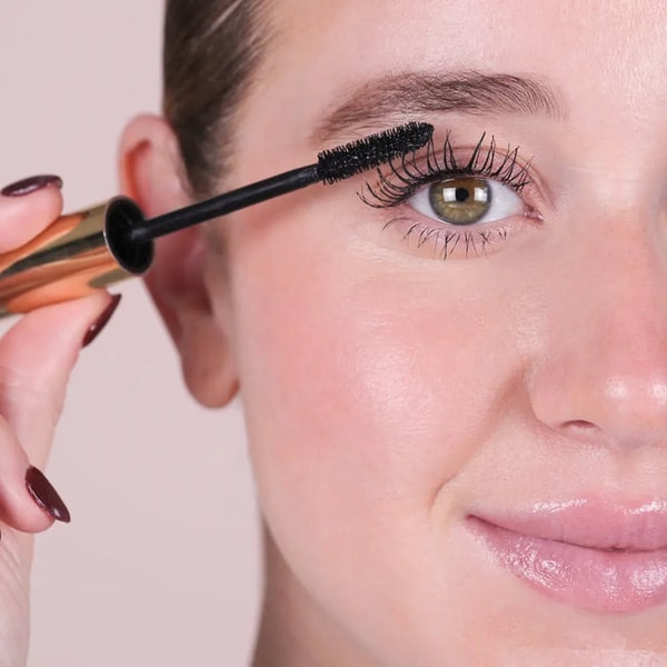 Wander Beauty Mile High Club Mascara Review