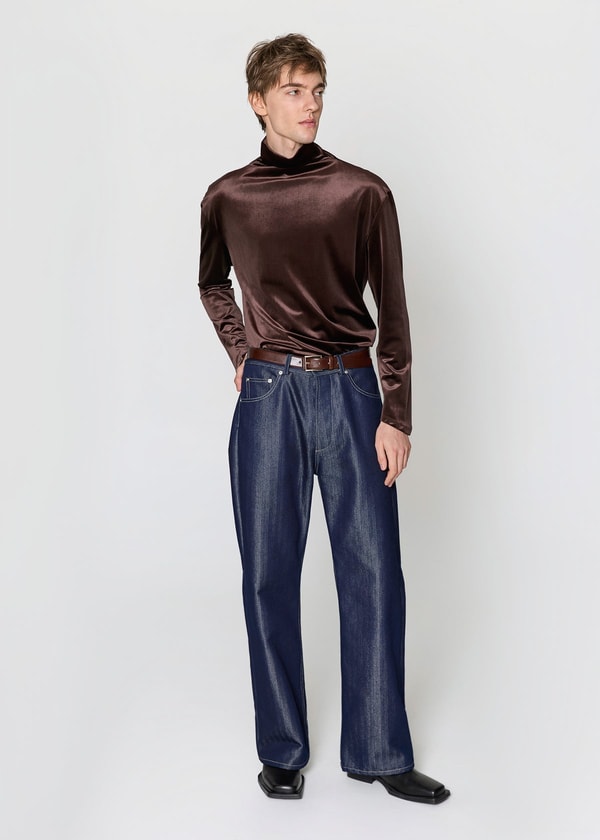 WANGDA Clothing Chocolate Velvet Turtleneck Review