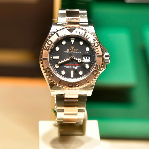 WatchMaxx Review