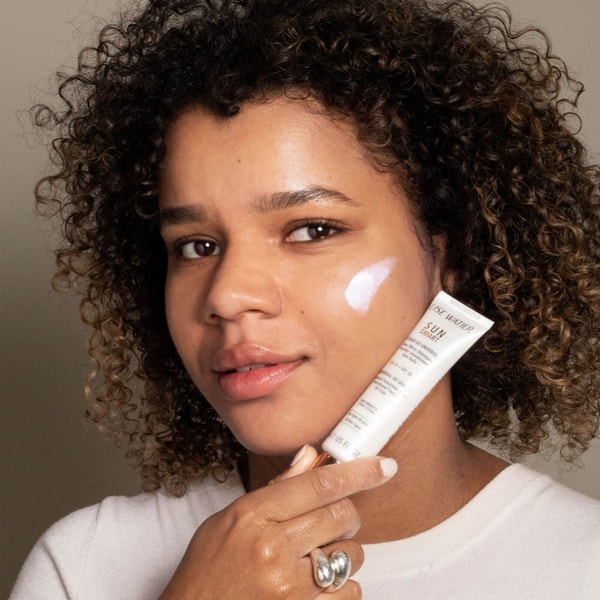 Watier Sun Smart Universal UV Shield SPF 30 Review