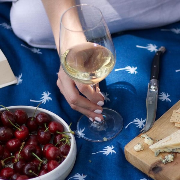 Wine Selectors Rich Chardonnay Review