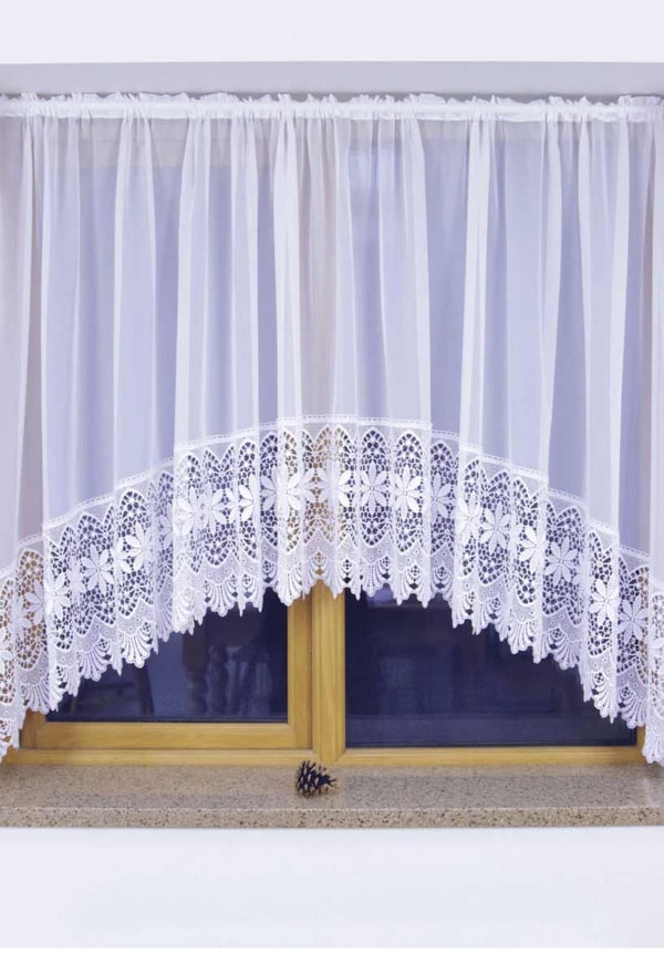 About Woodyatt Curtains